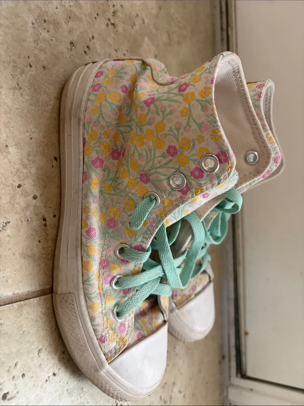 Girls Converse floral All⭐️Star
